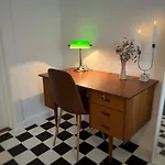 Os - Sentrumsnaert Og Fredelig *