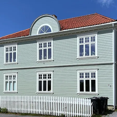 Appartement Os - Sentrumsnaert Og Fredelig