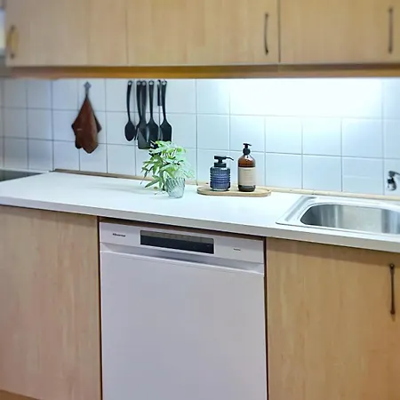 Os - Sentrumsnaert Og Fredelig