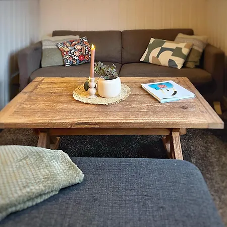 Os - Sentrumsnaert Og Fredelig Appartement Halden