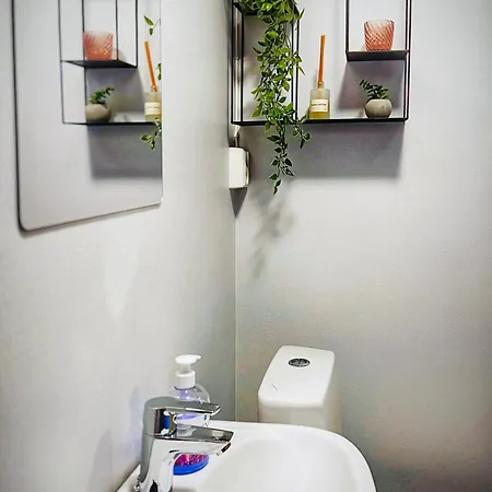 Os - Sentrumsnaert Og Fredelig Daire Halden