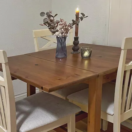 Os - Sentrumsnaert Og Fredelig