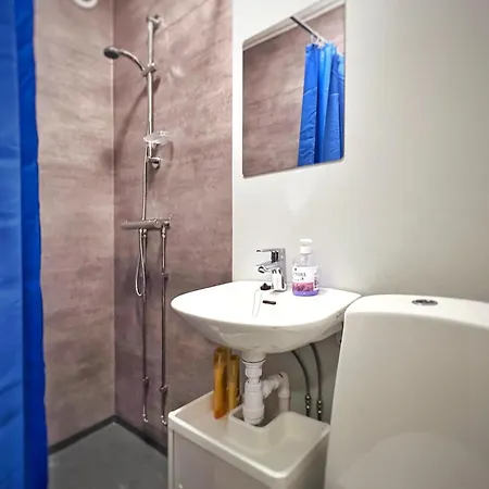 Os - Sentrumsnaert Og Fredelig Appartement Halden