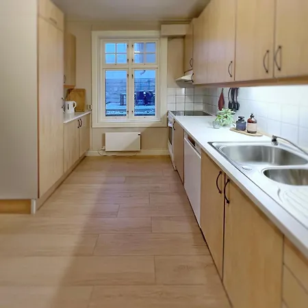 Appartement Os - Sentrumsnaert Og Fredelig Halden