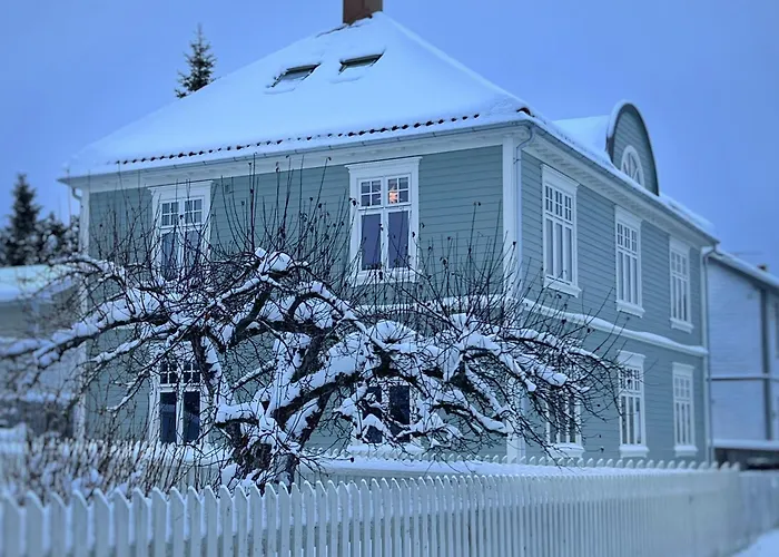 Os - Sentrumsnaert Og Fredelig * Halden