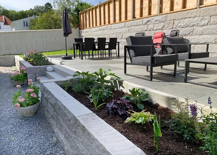 Os - Sentrumsnaert Og Fredelig * Halden