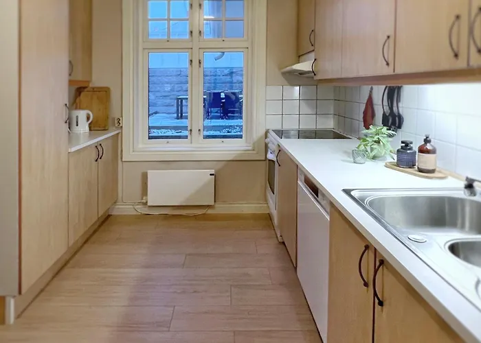 Os - Sentrumsnaert Og Fredelig Apartmán *