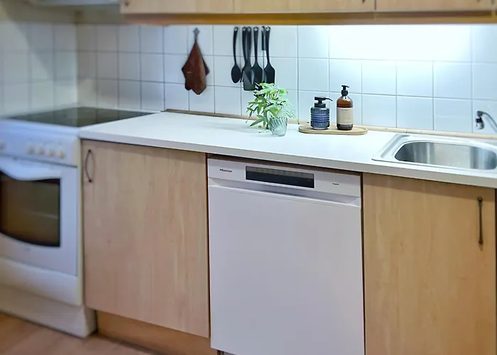 Os - Sentrumsnaert Og Fredelig Appartamento