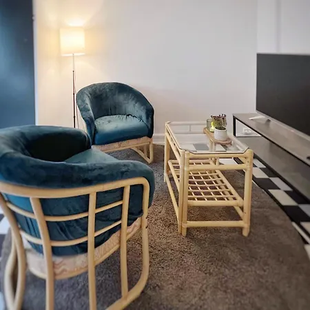 Os - Sentrumsnaert Og Fredelig Apartment *