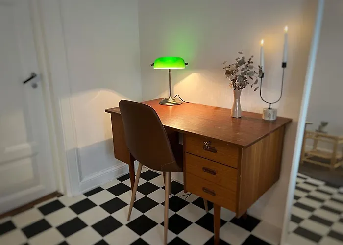 Os - Sentrumsnaert Og Fredelig *